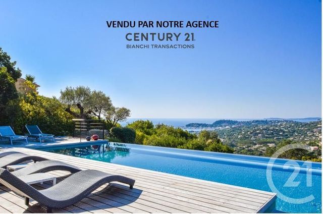 maison à vendre - 8 pièces - 250.0 m2 - CAVALAIRE SUR MER - 83 - PROVENCE-ALPES-COTE-D-AZUR - Century 21 Bianchi Transactions