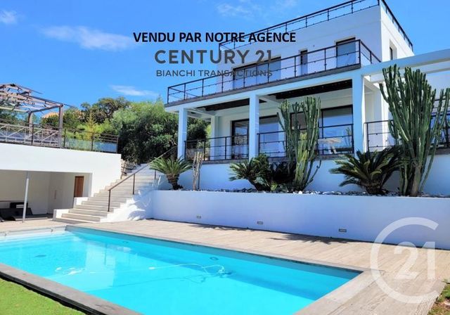 maison à vendre - 6 pièces - 190.0 m2 - CAVALAIRE SUR MER - 83 - PROVENCE-ALPES-COTE-D-AZUR - Century 21 Bianchi Transactions