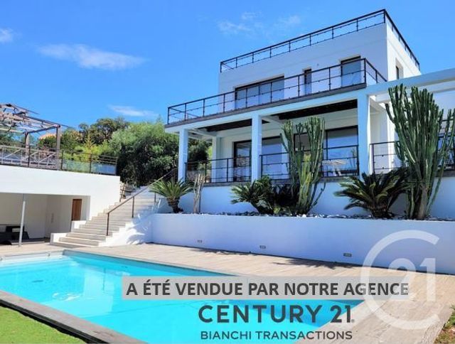 maison à vendre - 6 pièces - 190.0 m2 - CAVALAIRE SUR MER - 83 - PROVENCE-ALPES-COTE-D-AZUR - Century 21 Bianchi Transactions