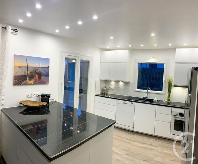 maison à vendre - 7 pièces - 172.0 m2 - LA CROIX VALMER - 83 - PROVENCE-ALPES-COTE-D-AZUR - Century 21 Bianchi Transactions