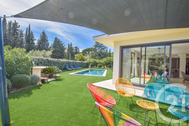 Afficher la photo en grand maison à vendre - 6 pièces - 300.0 m2 - LA CROIX VALMER - 83 - PROVENCE-ALPES-COTE-D-AZUR - Century 21 Bianchi Transactions