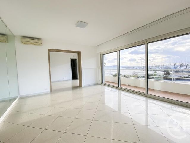 Appartement F4 à vendre - 4 pièces - 111.85 m2 - CAVALAIRE SUR MER - 83 - PROVENCE-ALPES-COTE-D-AZUR - Century 21 Bianchi Transactions