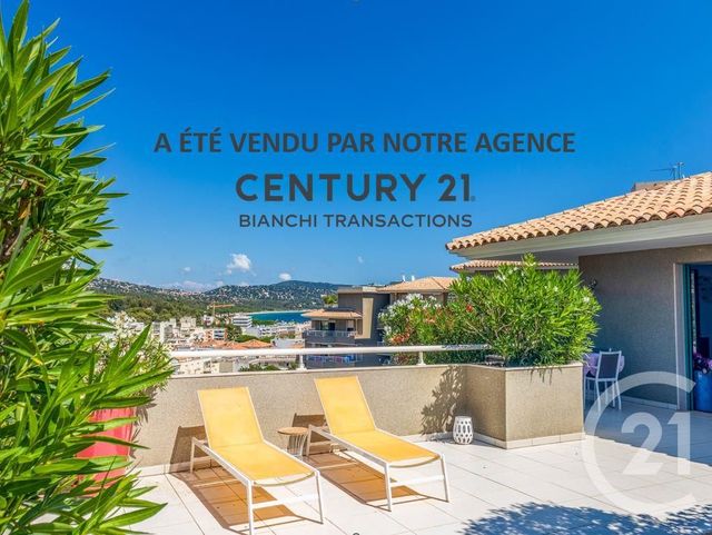 Appartement T4 à vendre - 4 pièces - 92.0 m2 - CAVALAIRE SUR MER - 83 - PROVENCE-ALPES-COTE-D-AZUR - Century 21 Bianchi Transactions
