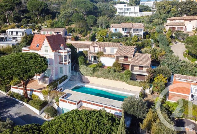 maison à vendre - 3 pièces - 90.0 m2 - CAVALAIRE SUR MER - 83 - PROVENCE-ALPES-COTE-D-AZUR - Century 21 Bianchi Transactions