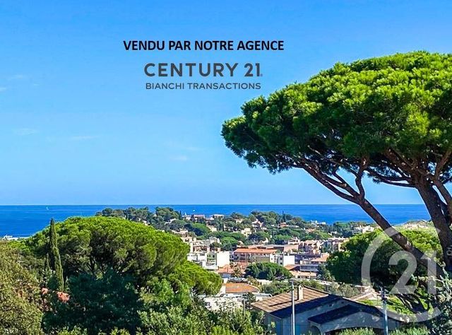 maison à vendre - 7 pièces - 150.0 m2 - CAVALAIRE SUR MER - 83 - PROVENCE-ALPES-COTE-D-AZUR - Century 21 Bianchi Transactions