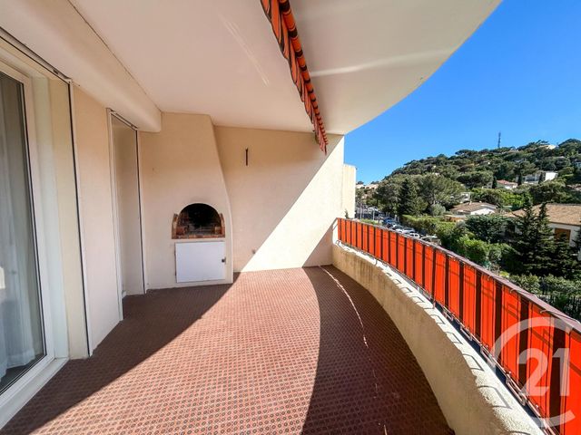 Appartement à vendre - 3 pièces - 62.0 m2 - CAVALAIRE SUR MER - 83 - PROVENCE-ALPES-COTE-D-AZUR - Century 21 Bianchi Transactions