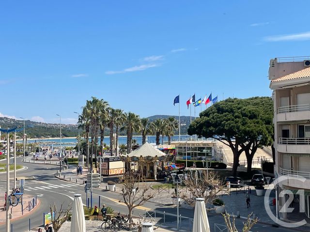 appartement à vendre - 3 pièces - 79.21 m2 - CAVALAIRE SUR MER - 83 - PROVENCE-ALPES-COTE-D-AZUR - Century 21 Bianchi Transactions