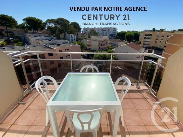 Studio Cabine à vendre - 1 pièce - 22.4 m2 - CAVALAIRE SUR MER - 83 - PROVENCE-ALPES-COTE-D-AZUR - Century 21 Bianchi Transactions