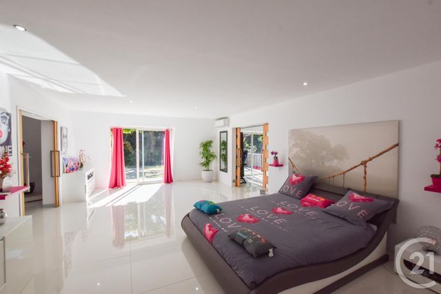 maison à vendre - 6 pièces - 554.0 m2 - LE LAVANDOU - 83 - PROVENCE-ALPES-COTE-D-AZUR - Century 21 Bianchi Transactions