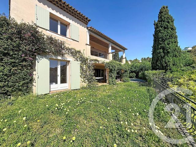maison à vendre - 8 pièces - 240.0 m2 - CAVALAIRE SUR MER - 83 - PROVENCE-ALPES-COTE-D-AZUR - Century 21 Bianchi Transactions