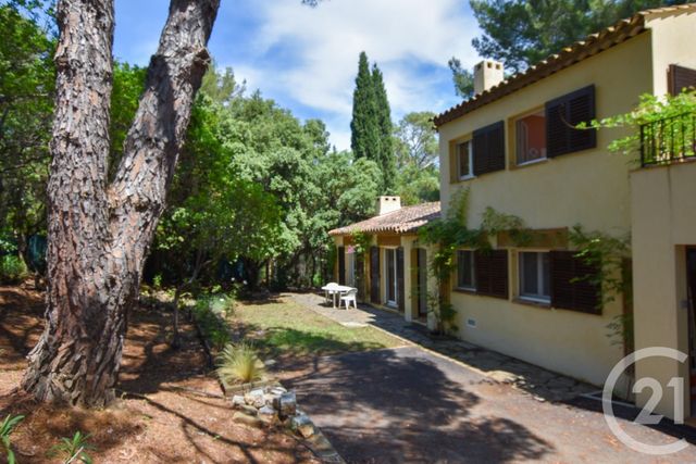 Afficher la photo en grand maison à vendre - 6 pièces - 135.0 m2 - LA CROIX VALMER - 83 - PROVENCE-ALPES-COTE-D-AZUR - Century 21 Bianchi Transactions