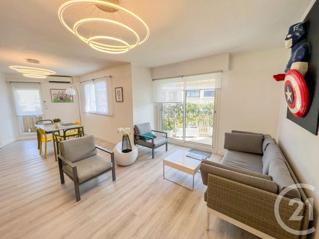 appartement à vendre - 3 pièces - 77.0 m2 - CAVALAIRE SUR MER - 83 - PROVENCE-ALPES-COTE-D-AZUR - Century 21 Bianchi Transactions