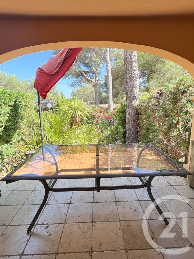 Appartement à vendre - 3 pièces - 53.86 m2 - CAVALAIRE SUR MER - 83 - PROVENCE-ALPES-COTE-D-AZUR - Century 21 Bianchi Transactions