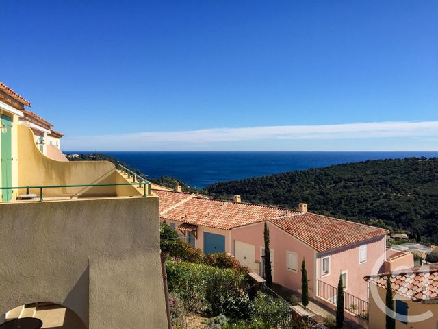 Appartement à vendre - 3 pièces - 63.23 m2 - CAVALAIRE SUR MER - 83 - PROVENCE-ALPES-COTE-D-AZUR - Century 21 Bianchi Transactions