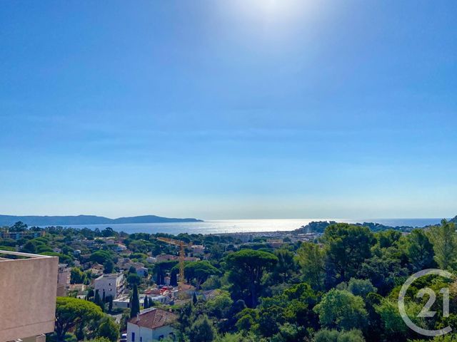 Appartement T3 à vendre - 3 pièces - 60.18 m2 - CAVALAIRE SUR MER - 83 - PROVENCE-ALPES-COTE-D-AZUR - Century 21 Bianchi Transactions