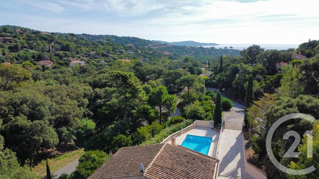 maison à vendre - 8 pièces - 200.0 m2 - CAVALAIRE SUR MER - 83 - PROVENCE-ALPES-COTE-D-AZUR - Century 21 Bianchi Transactions