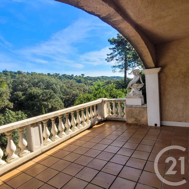maison à vendre - 12 pièces - 220.0 m2 - CAVALAIRE SUR MER - 83 - PROVENCE-ALPES-COTE-D-AZUR - Century 21 Bianchi Transactions