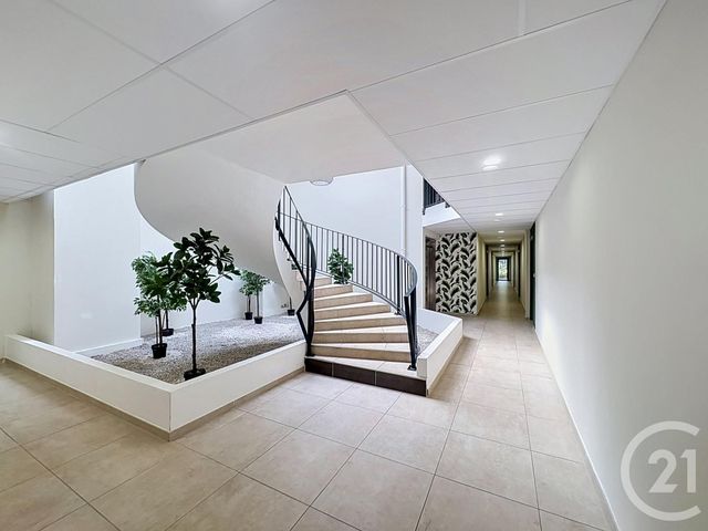Appartement T4 à vendre - 4 pièces - 87.12 m2 - CAVALAIRE SUR MER - 83 - PROVENCE-ALPES-COTE-D-AZUR - Century 21 Bianchi Transactions