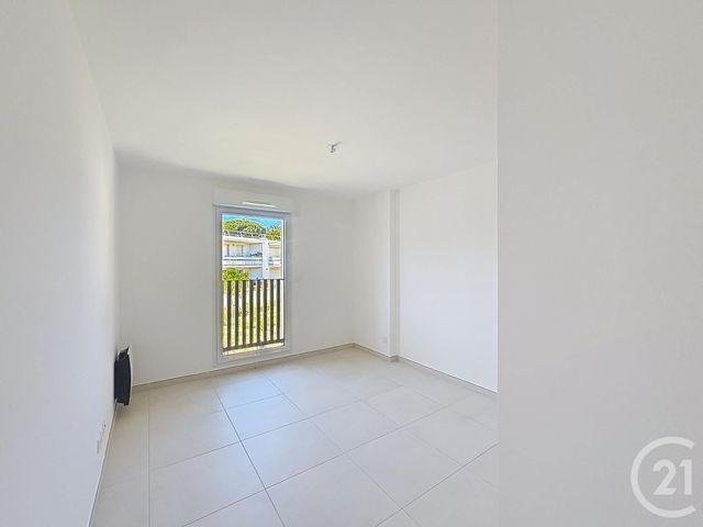 Appartement T4 à vendre - 4 pièces - 87.12 m2 - CAVALAIRE SUR MER - 83 - PROVENCE-ALPES-COTE-D-AZUR - Century 21 Bianchi Transactions