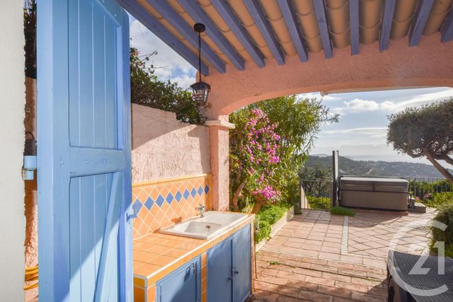 maison à vendre - 5 pièces - 99.01 m2 - CAVALAIRE SUR MER - 83 - PROVENCE-ALPES-COTE-D-AZUR - Century 21 Bianchi Transactions