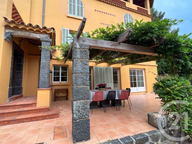 Appartement T5 à vendre - 5 pièces - 147.0 m2 - CAVALAIRE SUR MER - 83 - PROVENCE-ALPES-COTE-D-AZUR - Century 21 Bianchi Transactions
