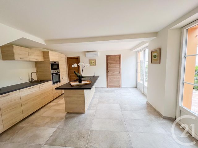 Appartement T5 à vendre - 5 pièces - 147.0 m2 - CAVALAIRE SUR MER - 83 - PROVENCE-ALPES-COTE-D-AZUR - Century 21 Bianchi Transactions