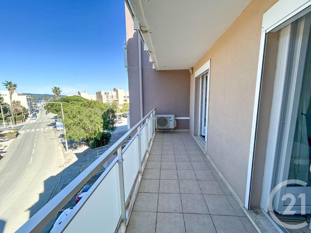 Appartement F2 à vendre - 2 pièces - 49.6 m2 - CAVALAIRE SUR MER - 83 - PROVENCE-ALPES-COTE-D-AZUR - Century 21 Bianchi Transactions