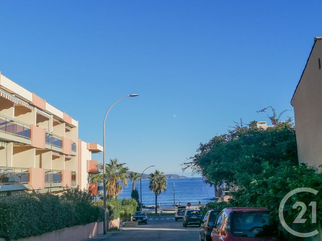 Studio à vendre - 1 pièce - 23.12 m2 - CAVALAIRE SUR MER - 83 - PROVENCE-ALPES-COTE-D-AZUR - Century 21 Bianchi Transactions