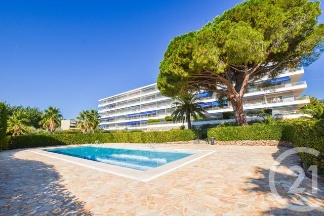 Appartement T3 à vendre - 3 pièces - 70.55 m2 - CAVALAIRE SUR MER - 83 - PROVENCE-ALPES-COTE-D-AZUR - Century 21 Bianchi Transactions