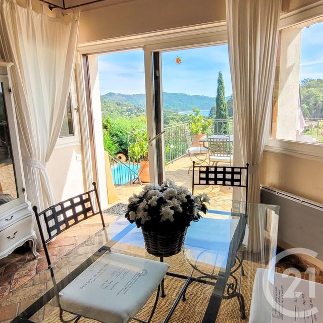 Afficher la photo en grand maison à vendre - 5 pièces - 120.0 m2 - LA CROIX VALMER - 83 - PROVENCE-ALPES-COTE-D-AZUR - Century 21 Bianchi Transactions