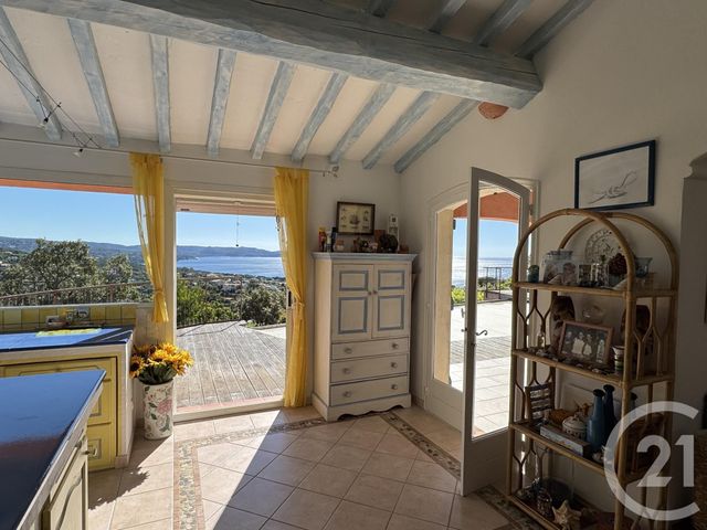 maison à vendre - 5 pièces - 150.0 m2 - CAVALAIRE SUR MER - 83 - PROVENCE-ALPES-COTE-D-AZUR - Century 21 Bianchi Transactions