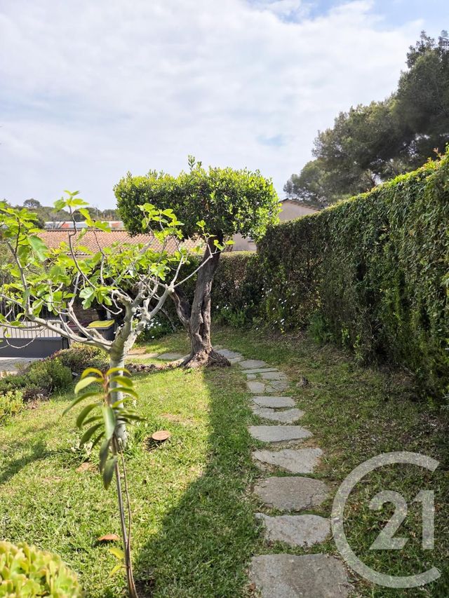 maison à vendre - 5 pièces - 120.0 m2 - CAVALAIRE SUR MER - 83 - PROVENCE-ALPES-COTE-D-AZUR - Century 21 Bianchi Transactions