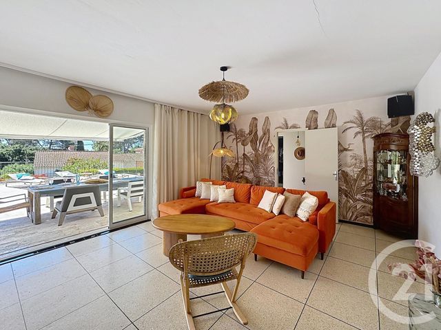 maison à vendre - 5 pièces - 137.36 m2 - CAVALAIRE SUR MER - 83 - PROVENCE-ALPES-COTE-D-AZUR - Century 21 Bianchi Transactions