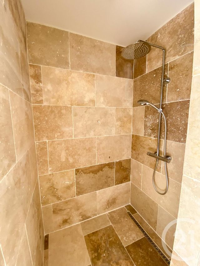 Afficher la photo en grand maison à vendre - 4 pièces - 159.0 m2 - LA CROIX VALMER - 83 - PROVENCE-ALPES-COTE-D-AZUR - Century 21 Bianchi Transactions