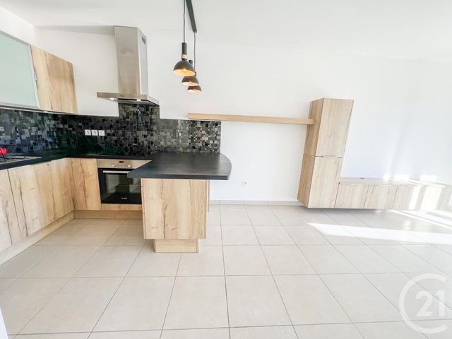 Appartement à vendre - 2 pièces - 48.0 m2 - LA CROIX VALMER - 83 - PROVENCE-ALPES-COTE-D-AZUR - Century 21 Bianchi Transactions