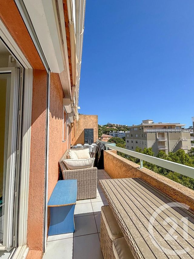 Appartement F2 à vendre - 2 pièces - 38.67 m2 - CAVALAIRE SUR MER - 83 - PROVENCE-ALPES-COTE-D-AZUR - Century 21 Bianchi Transactions