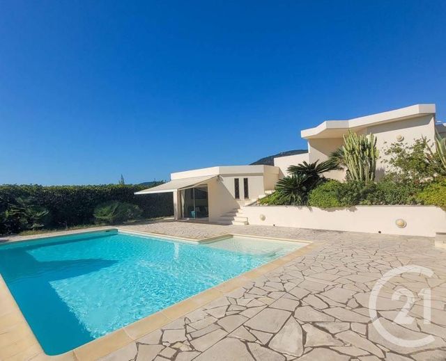 maison à vendre - 6 pièces - 191.0 m2 - CAVALAIRE SUR MER - 83 - PROVENCE-ALPES-COTE-D-AZUR - Century 21 Bianchi Transactions