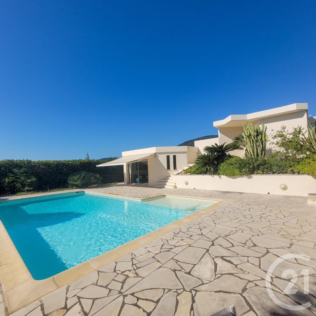 maison à vendre - 6 pièces - 191.0 m2 - CAVALAIRE SUR MER - 83 - PROVENCE-ALPES-COTE-D-AZUR - Century 21 Bianchi Transactions