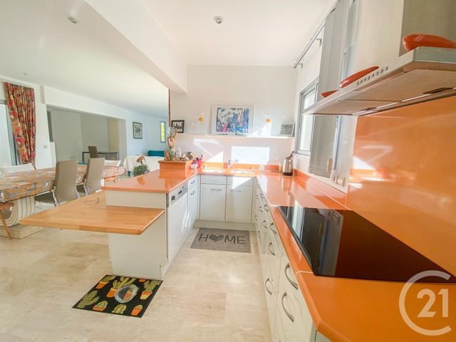 maison à vendre - 6 pièces - 191.0 m2 - CAVALAIRE SUR MER - 83 - PROVENCE-ALPES-COTE-D-AZUR - Century 21 Bianchi Transactions