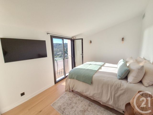 maison à vendre - 6 pièces - 210.0 m2 - CAVALAIRE SUR MER - 83 - PROVENCE-ALPES-COTE-D-AZUR - Century 21 Bianchi Transactions