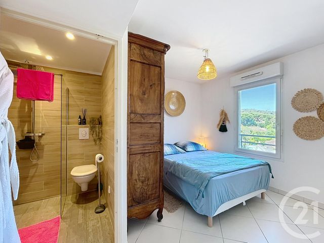 Appartement T4 à vendre - 4 pièces - 81.72 m2 - CAVALAIRE SUR MER - 83 - PROVENCE-ALPES-COTE-D-AZUR - Century 21 Bianchi Transactions