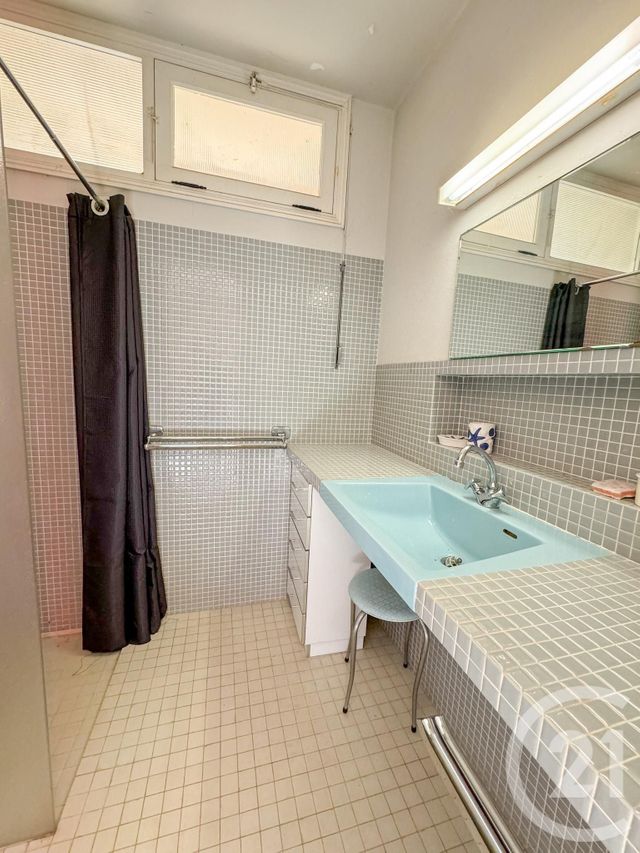 Afficher la photo en grand maison à vendre - 5 pièces - 180.0 m2 - CAVALAIRE SUR MER - 83 - PROVENCE-ALPES-COTE-D-AZUR - Century 21 Bianchi Transactions