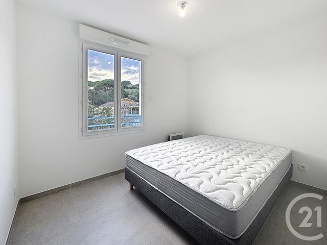 Appartement T4 à vendre - 4 pièces - 88.4 m2 - CAVALAIRE SUR MER - 83 - PROVENCE-ALPES-COTE-D-AZUR - Century 21 Bianchi Transactions