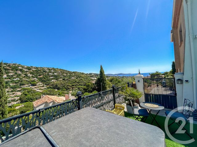 Appartement T3 à vendre - 3 pièces - 91.46 m2 - CAVALAIRE SUR MER - 83 - PROVENCE-ALPES-COTE-D-AZUR - Century 21 Bianchi Transactions