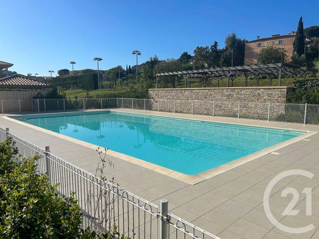Afficher la photo en grand Appartement T3 à vendre - 3 pièces - 61.1 m2 - LA CROIX VALMER - 83 - PROVENCE-ALPES-COTE-D-AZUR - Century 21 Bianchi Transactions