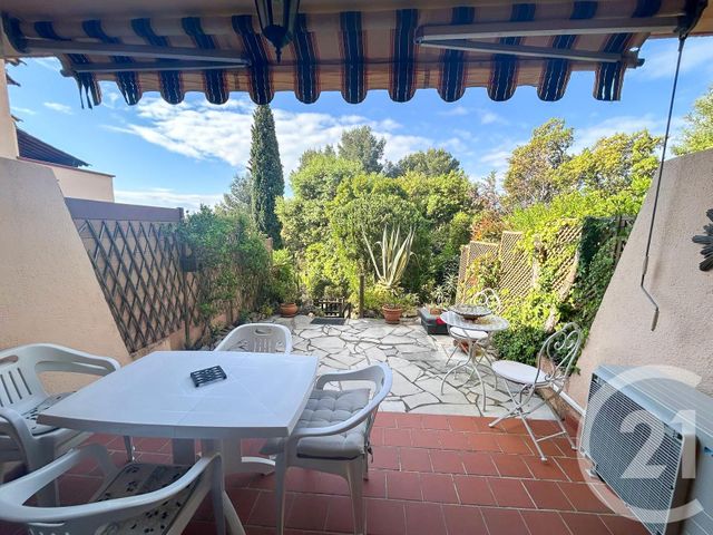 Afficher la photo en grand Appartement Studio Cabine à vendre - 1 pièce - 30.49 m2 - CAVALAIRE SUR MER - 83 - PROVENCE-ALPES-COTE-D-AZUR - Century 21 Bianchi Transactions