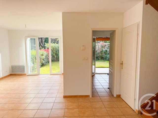 Afficher la photo en grand maison à vendre - 5 pièces - 94.38 m2 - LA CROIX VALMER - 83 - PROVENCE-ALPES-COTE-D-AZUR - Century 21 Bianchi Transactions