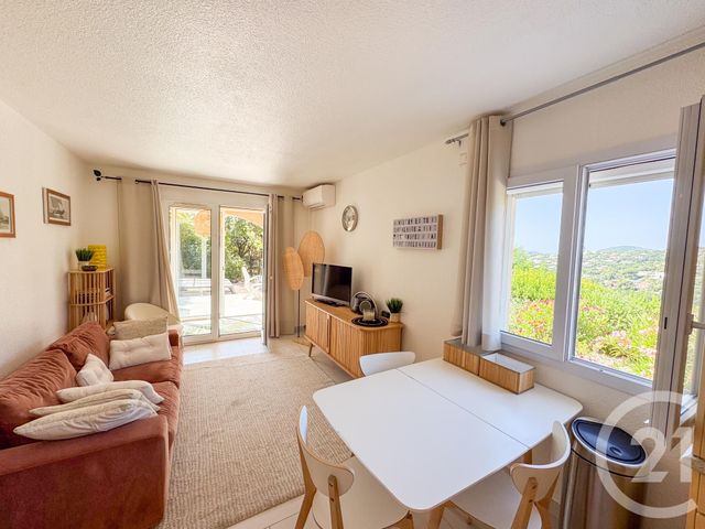 Appartement T3 à vendre - 3 pièces - 49.59 m2 - CAVALAIRE SUR MER - 83 - PROVENCE-ALPES-COTE-D-AZUR - Century 21 Bianchi Transactions