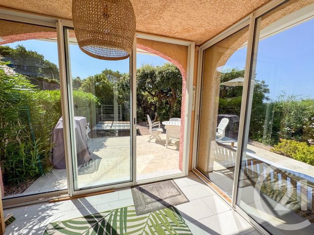 Appartement T3 à vendre - 3 pièces - 49.59 m2 - CAVALAIRE SUR MER - 83 - PROVENCE-ALPES-COTE-D-AZUR - Century 21 Bianchi Transactions