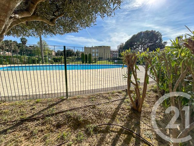 Appartement T4 à vendre - 4 pièces - 54.31 m2 - CAVALAIRE SUR MER - 83 - PROVENCE-ALPES-COTE-D-AZUR - Century 21 Bianchi Transactions